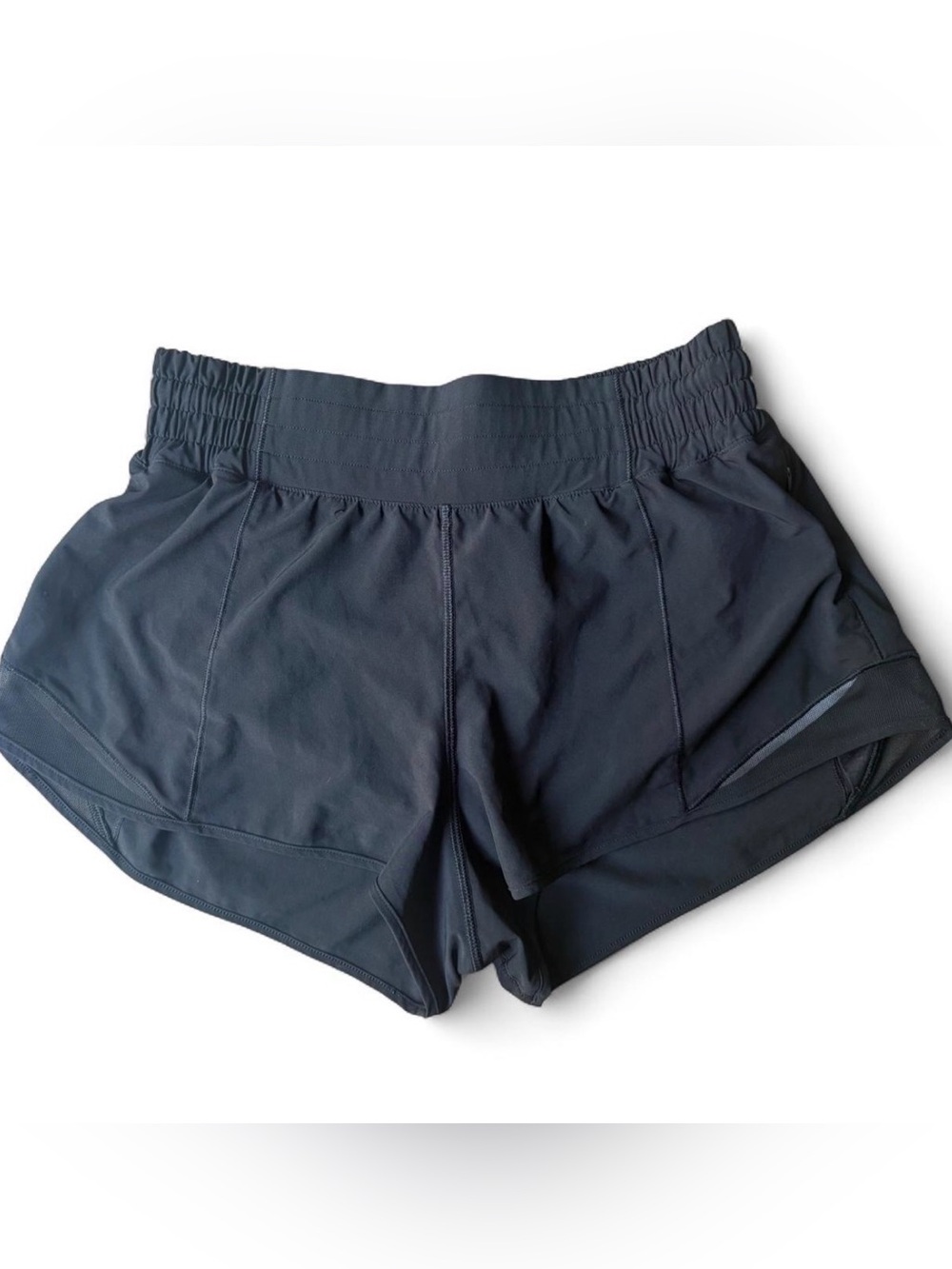 Lululemon Black Hotty Hot High-Rise Lined Shorts 2.5" Size 6